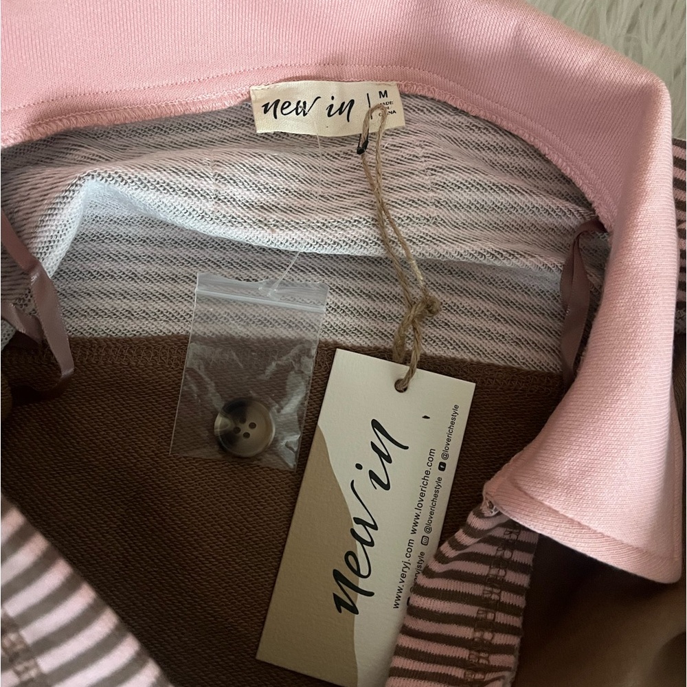 {New In} Collared Neapolitan Oversized Knit Pullover Top - Womens Medium - NWT - Picture 9 of 11